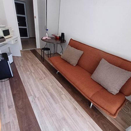 Villa Vamus Vendeg- Es Rendezvenyhaz Vámosszabadi Eksteriør bilde