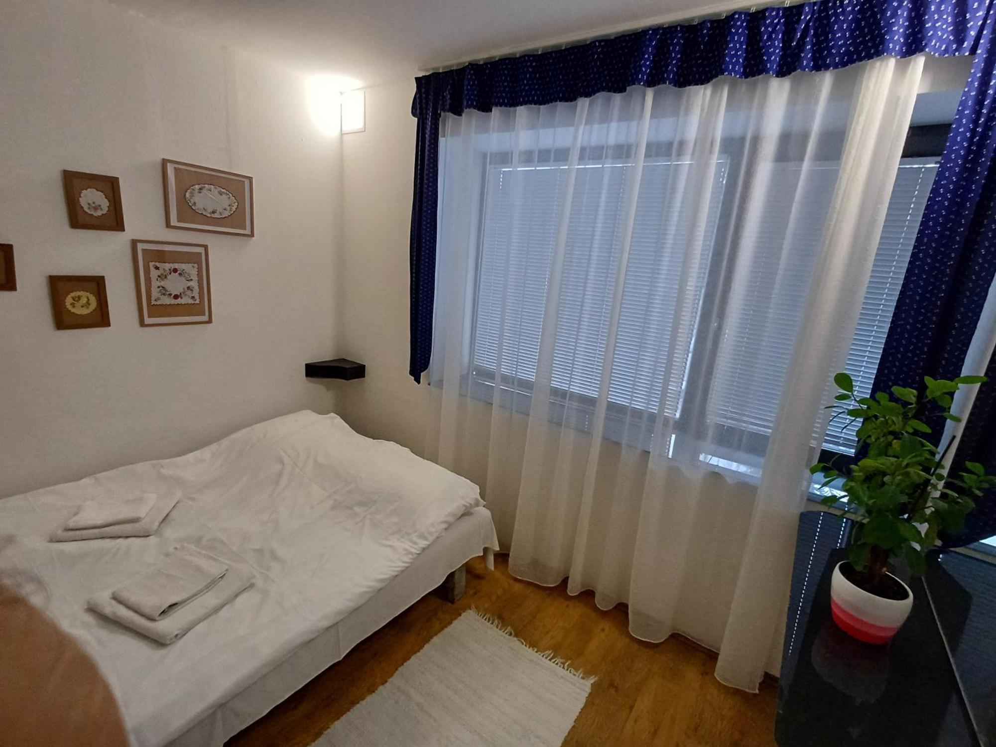 Villa Vamus Vendeg- Es Rendezvenyhaz Vámosszabadi Eksteriør bilde
